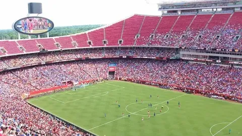 CBA总决赛将至，五大豪强争夺晋级席位，辽鲁巅峰对决，广东保留晋级希望。